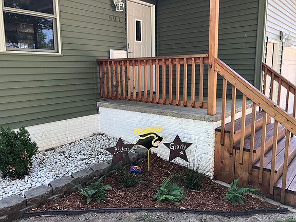 3rd image of 601 S 5th St