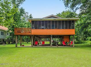154 Mayhall Dr, Lucedale, MS 39452