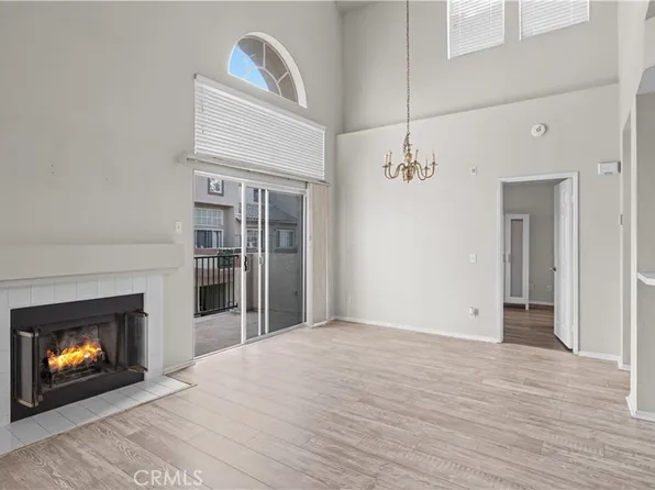 2951 Via Milano Unit 202, Corona, CA 92879