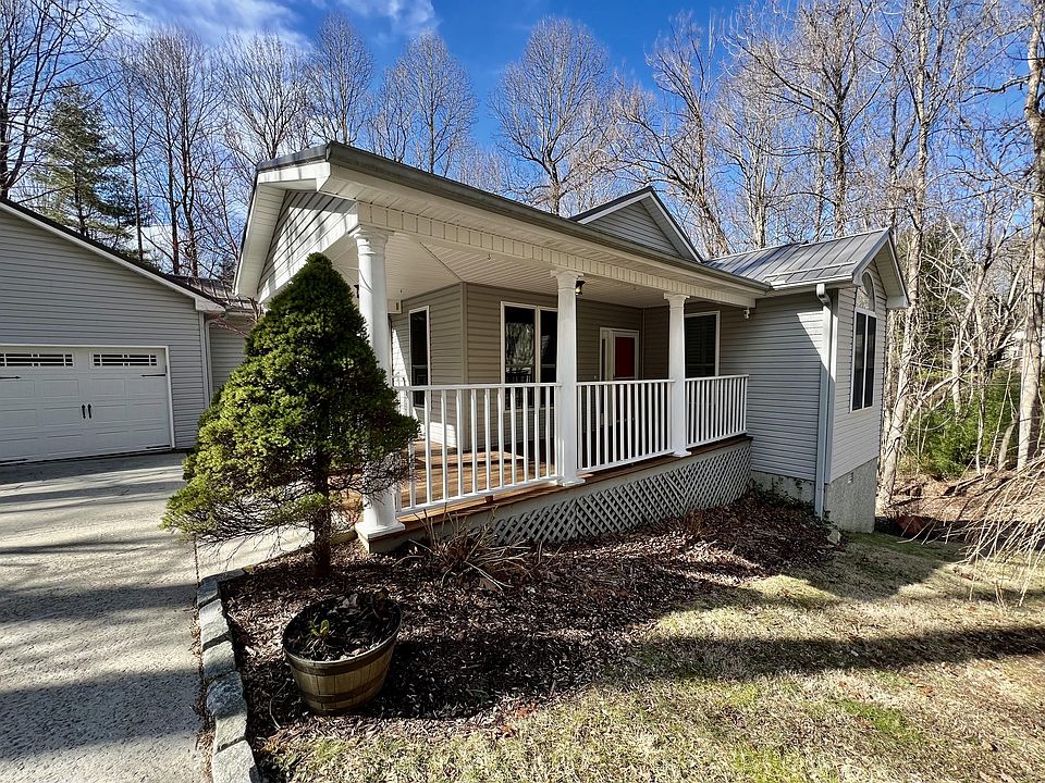 4 Summer Savory Ct, Flat Rock, NC 28731 Zillow