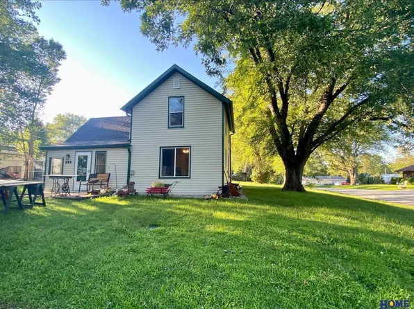 200 W 6th St, Palmyra, NE 68418