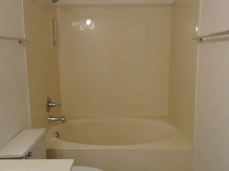 1909 Tranquilo Trl — Photo 5