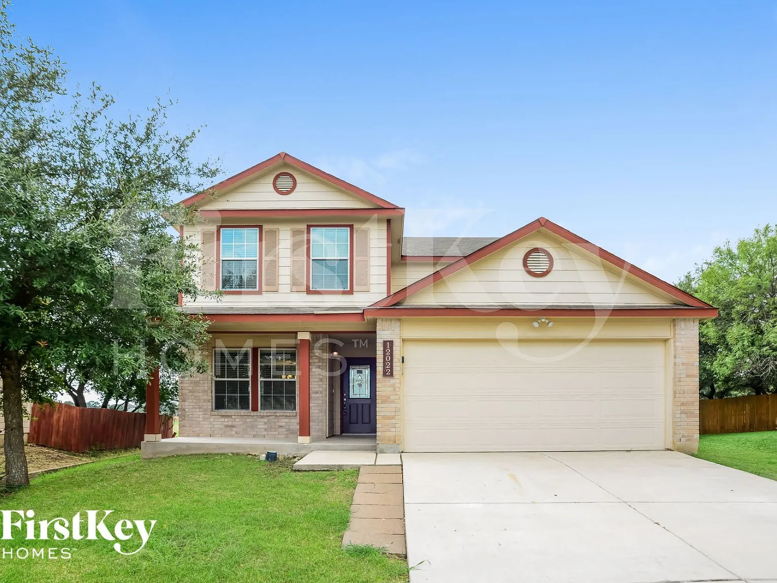 4 bed, 3.0 bath, 2722 sqft, $2,065 — Photo 1