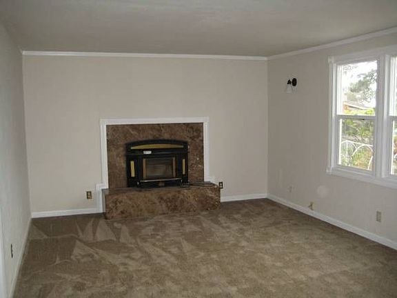 4th image of 1505 Laurel Ave