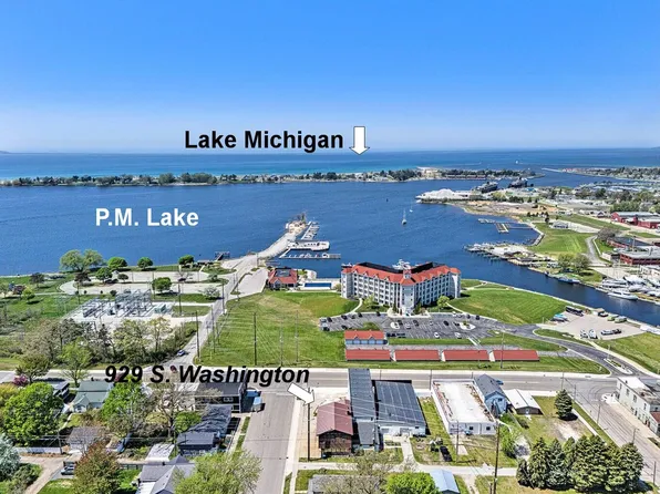 929 S Washington Ave, Ludington, MI 49431