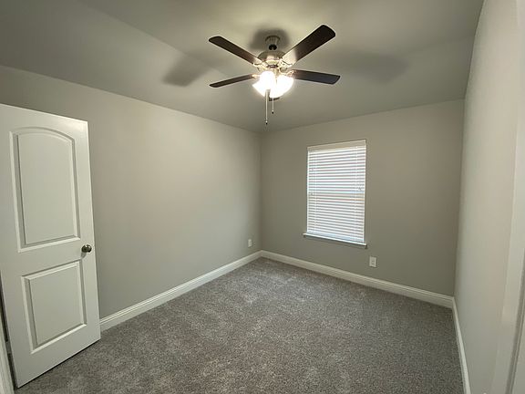 5th image of 1422 Brindle Dr