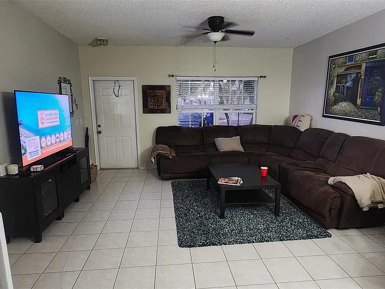 5602 NW 99th Way #5602 — Photo 6