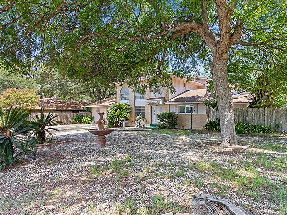3rd image of 4708 Pecan Grove