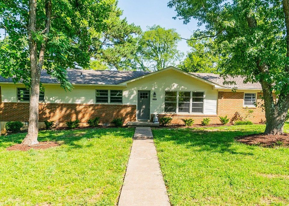 1st image of 2312 Cornelia Dr