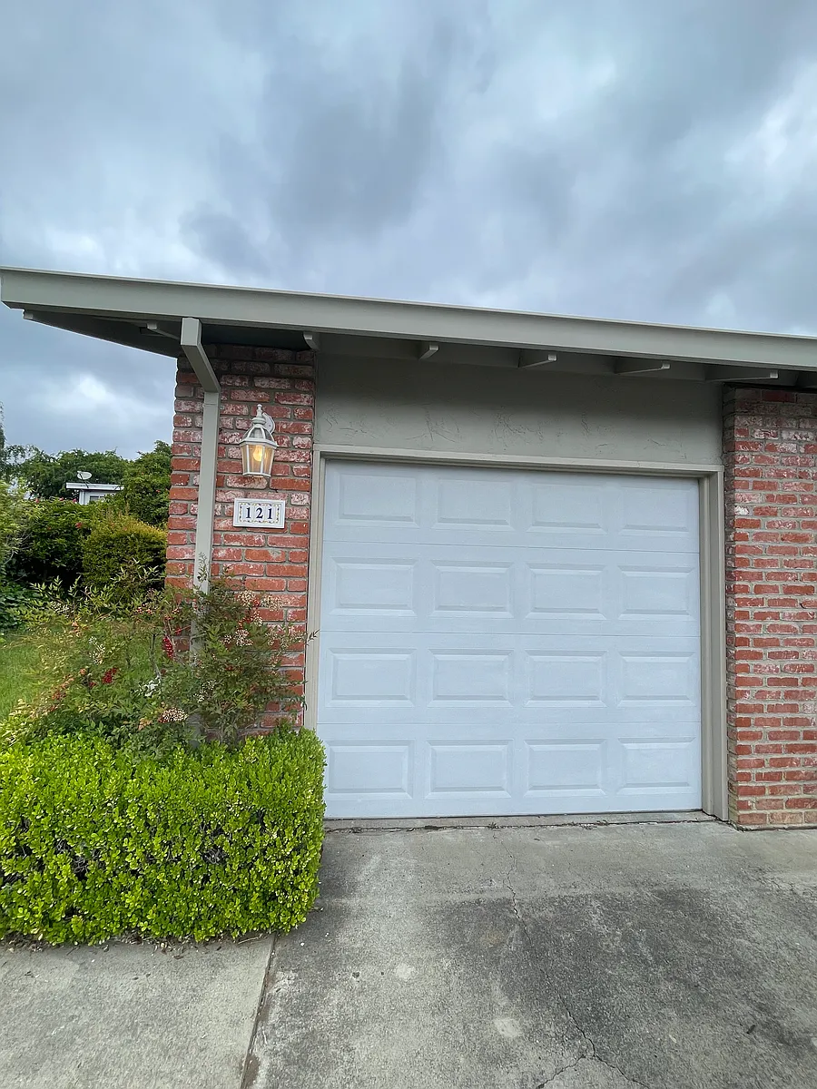 Building Photo - 121 Harwick Way