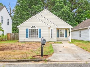 212 Jakes Ln, Newport News, VA 23608