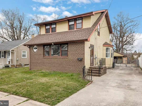 15 Jefferson Ave, Stratford, NJ 08084