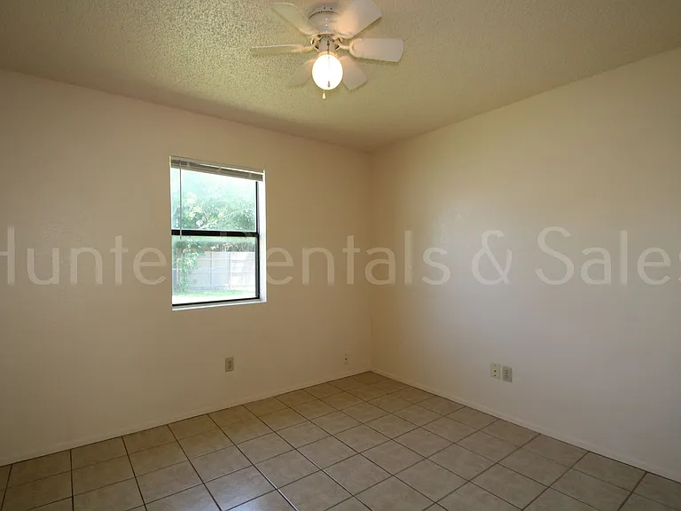 2804 Derby Dr — Photo 17