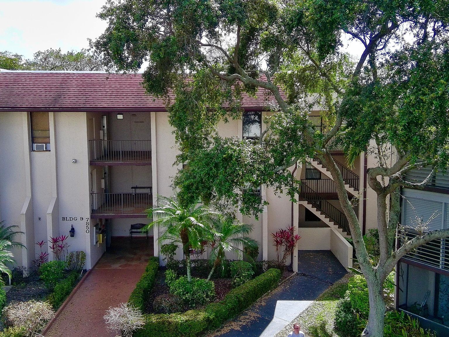 7850 W Mcnab Road #210