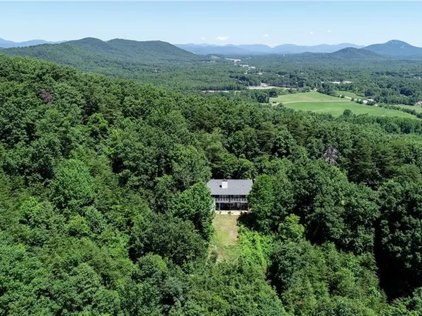 331 Song Bird Dr, Cleveland, GA 30528