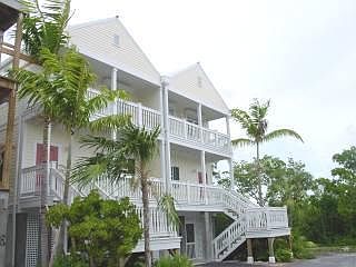 1st image of 3029 Roosevelt Blvd #17