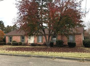 1716 Orchard Dr, Columbia, MS 39429
