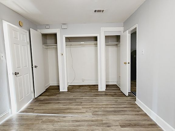 3rd image of 72 Van Nostrand Ave #3