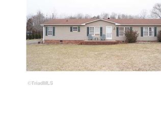 2592 Ayersville Rd, Mayodan, NC 27027