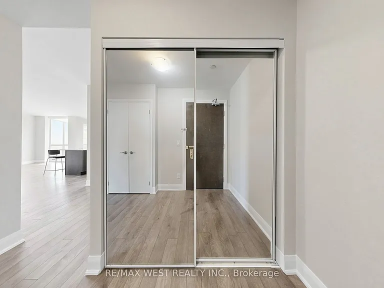 2900 Highway 7 Rd #2602 — Photo 26
