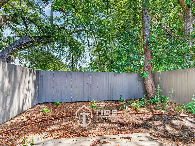 5808 Knight St — Photo 30