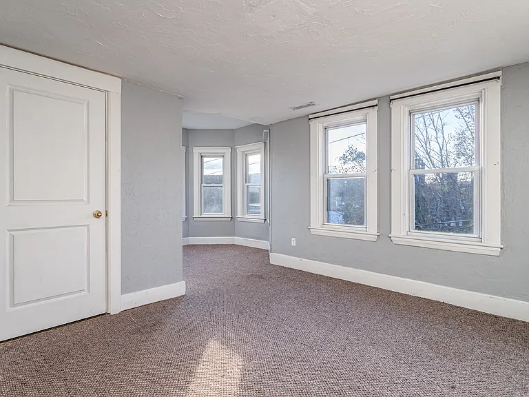 9 Mount Vernon St #3 — Photo 3