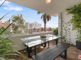 7309 Franklin Ave APT 404, Los Angeles, CA 90046