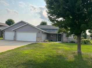 1908 Prairie Ave SW, Faribault, MN 55021