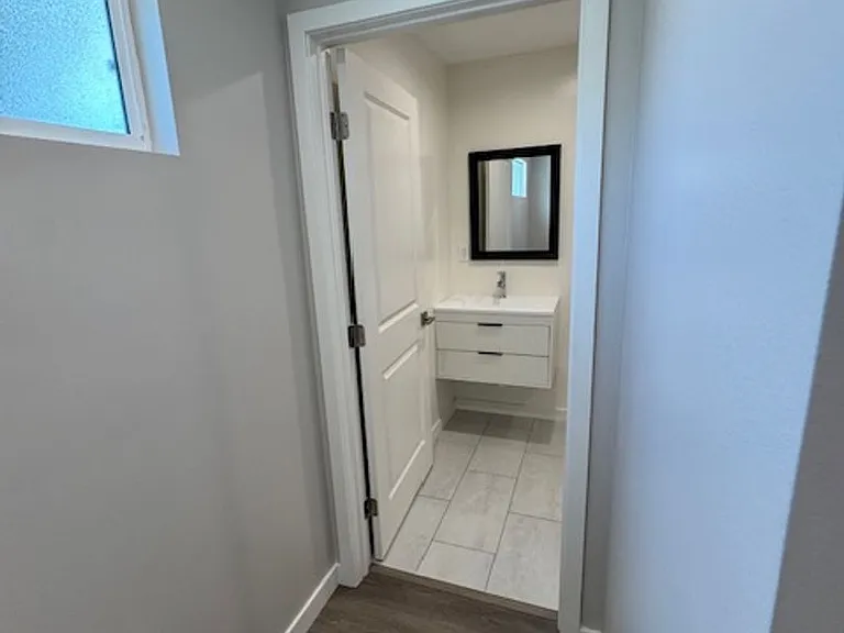 254 Quincy Ave #A — Photo 13