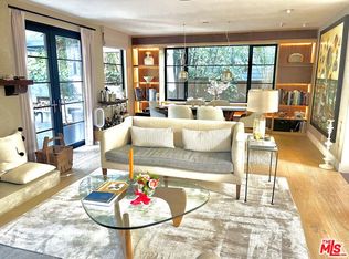 650 Hightree Rd, Santa Monica, CA 90402