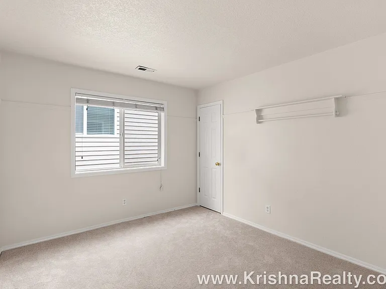 6408 NW Starflower Dr — Photo 11
