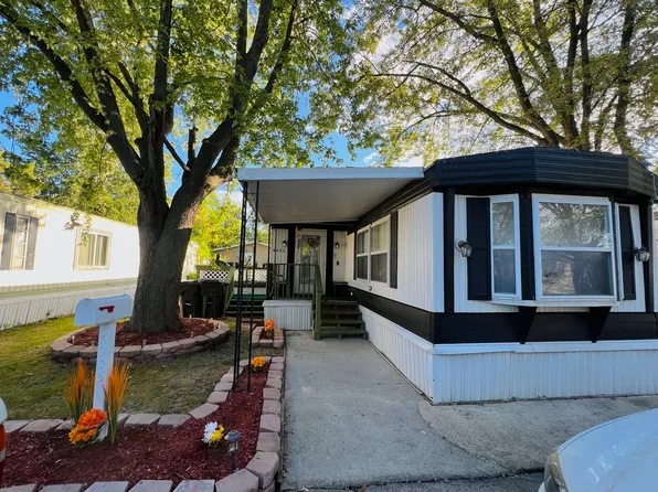 3905 Ingleside Pl, Waukegan, IL 60085