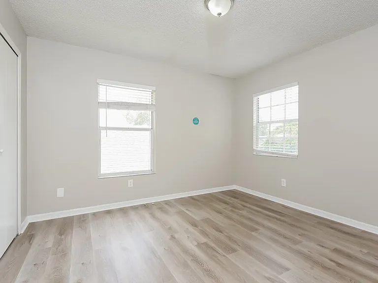 1060 Martin Blvd — Photo 14