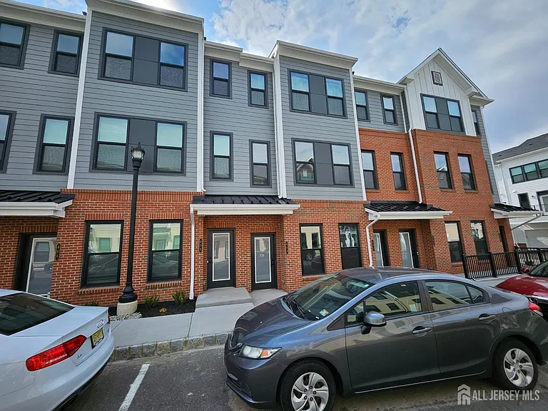 605 Parker Blvd — Photo 26