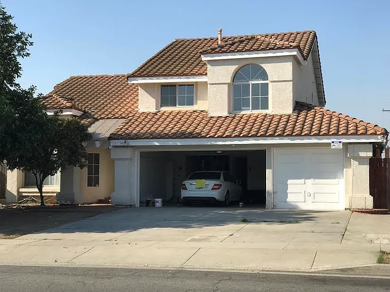 1537 Walnut Ave — Photo 5