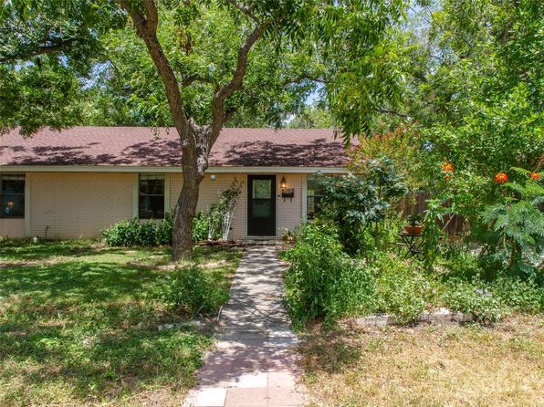 406 Concho St #B