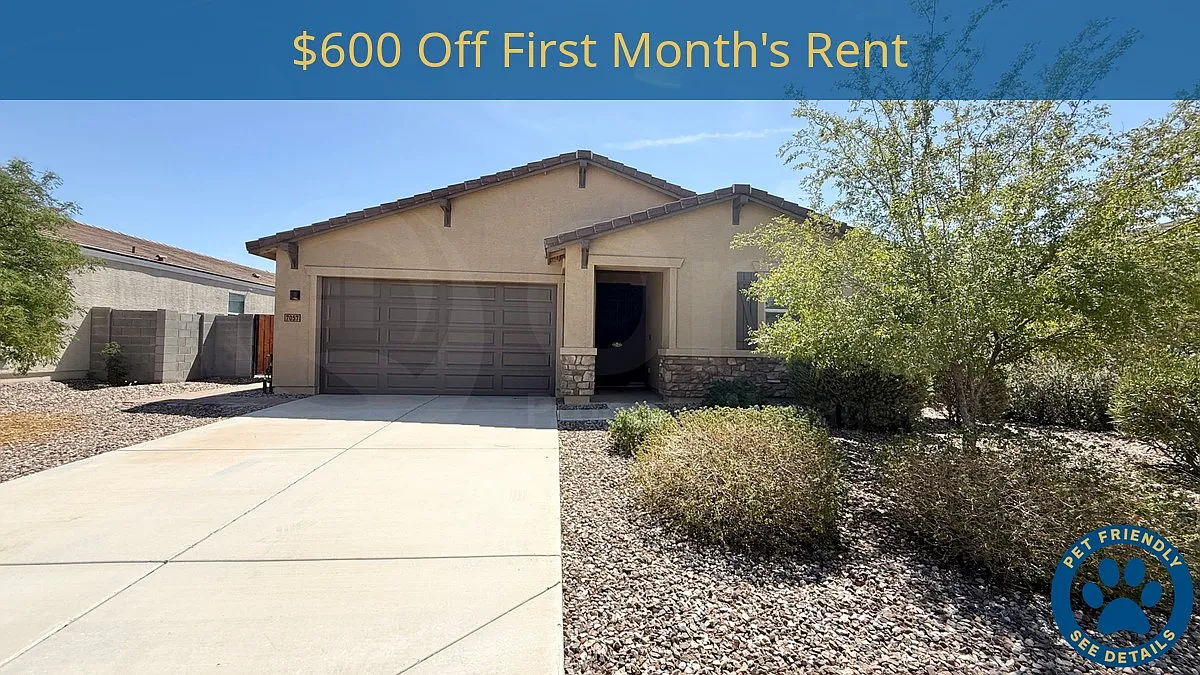 3 bed, 2.0 bath, 1866 sqft, $1,899 — Photo 1