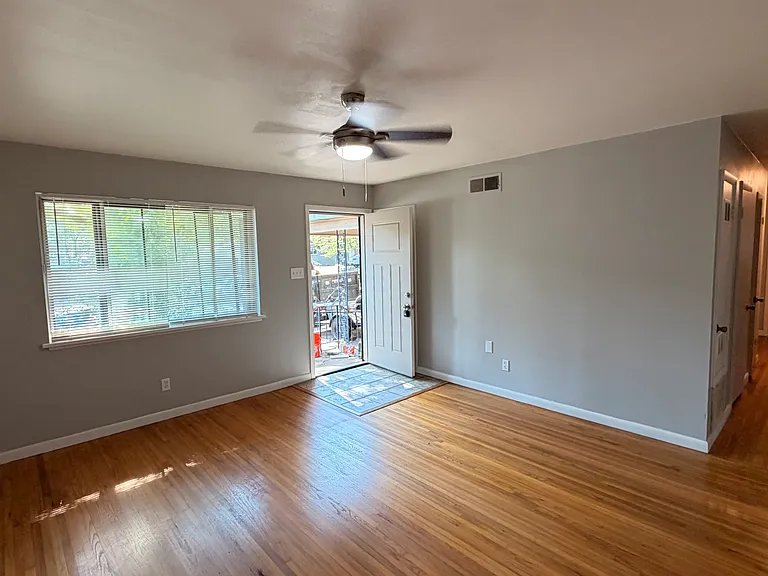 37 Southmont Dr — Photo 18