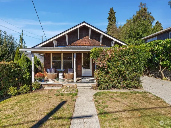 228 NW 41st Street, Seattle, WA 98107