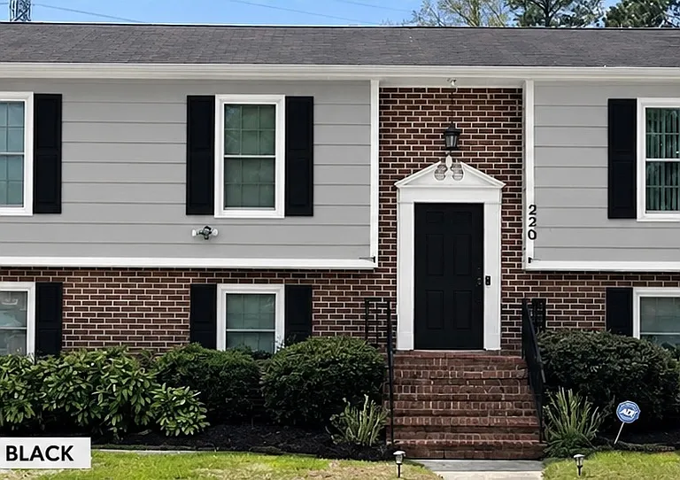 Greenwood Dr — Photo 1