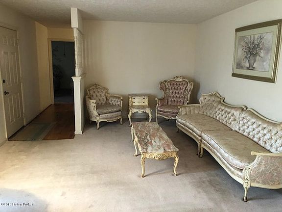 2nd image of 7416 Crawfordshire Ln