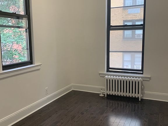 2nd image of 212 W 79th St #3B2