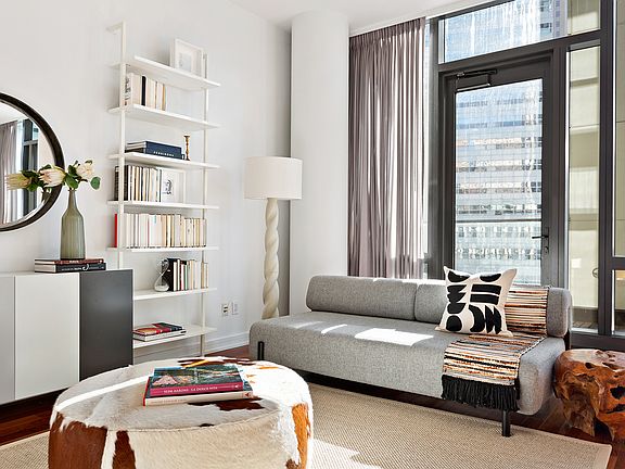 4th image of 99 Warren St APT 9H