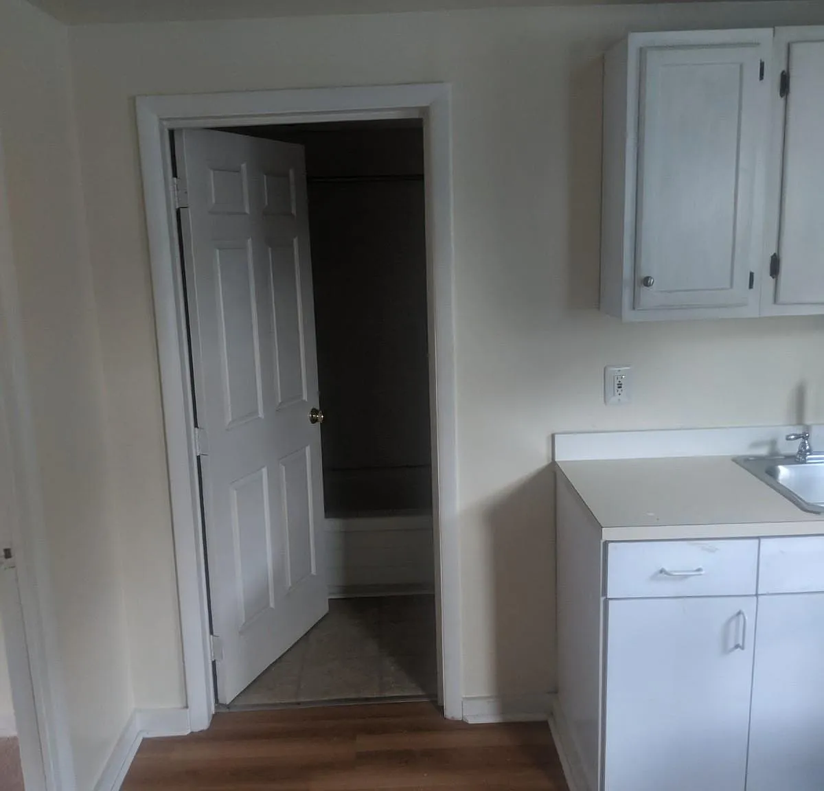 1 bed, $1,170 — Photo 3