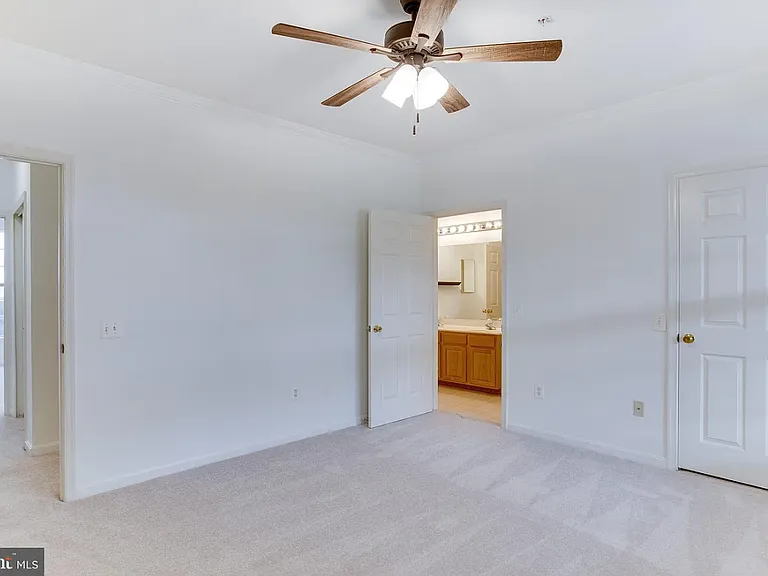 39 Harbour Heights Dr — Photo 30