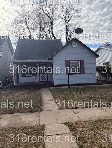 207 W 2nd St Photo 1