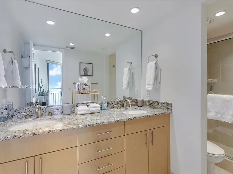 3000 N Ocean Dr #24H — Photo 11
