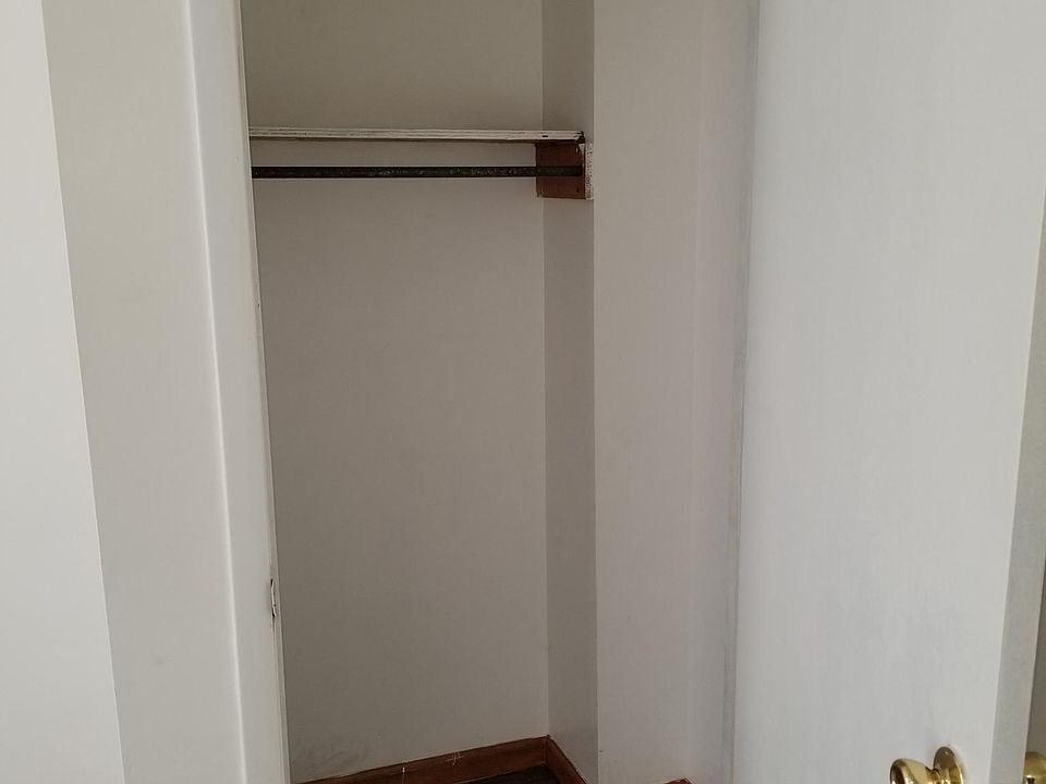 1st image of 645 Forest Dr