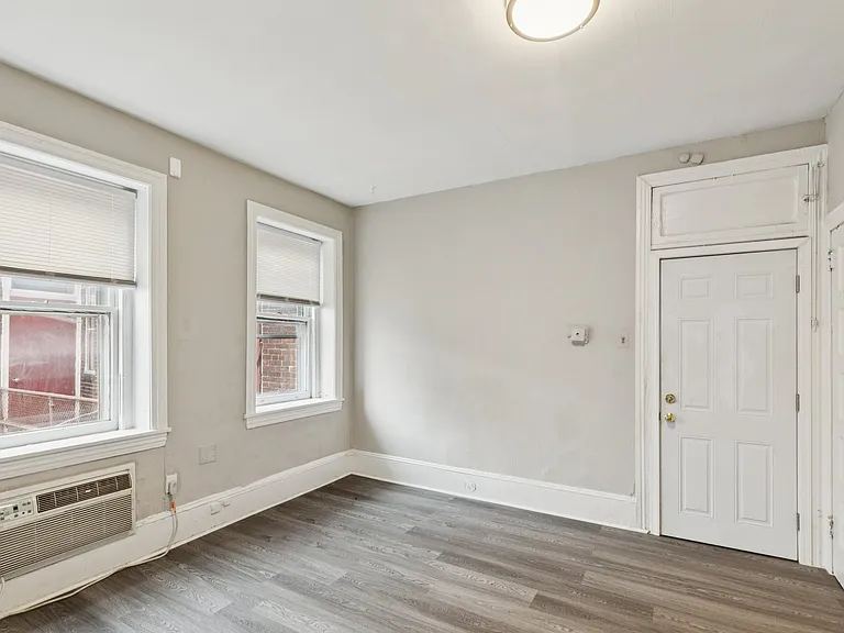 3431 Spring Garden St #3B — Photo 7