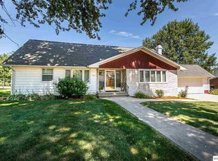 714 2nd Avenue Ext NW, Cascade, IA 52033